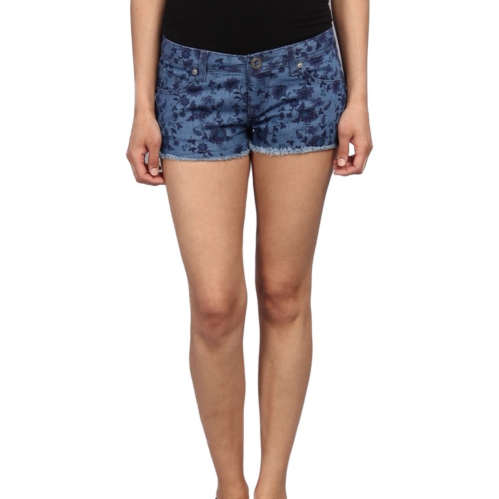 Volcom High Voltage Cut Off Short